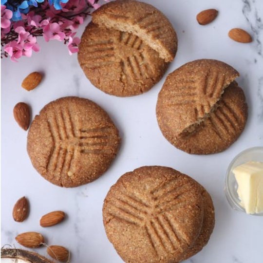 Keto Peanut Butter Cookies